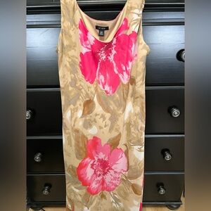 Flowered dress size 18